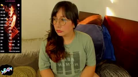 Snapshot of keyt_foxxx chatting on 05/04/26, 10:39 Danna Sofia online show from 05/04/26, 10:39