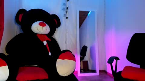 Keyth  online show from 02/04/25, 03:26