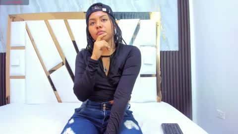 Snapshot of keytt_love chatting on 02/12/25, 01:41 keytt online show from 02/12/25, 01:41