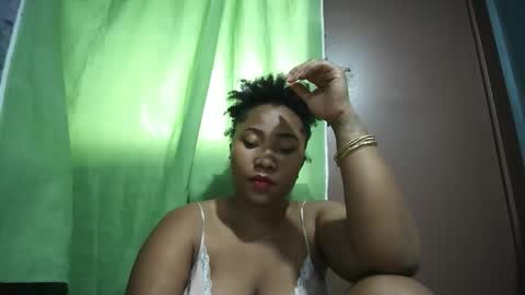 kezia0910 online show from 10/20/25, 12:27