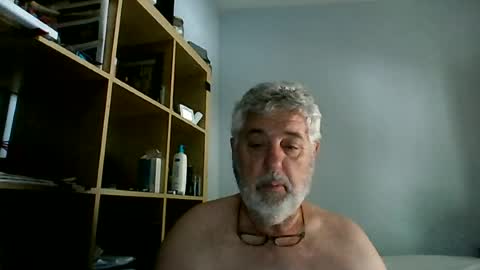 Snapshot of kfremat62 chatting on 06/16/26, 10:18 socjokremat online show from 06/16/26, 10:18