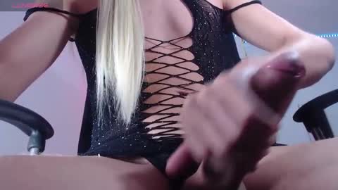 Snapshot of khalany_hadid chatting on 02/06/25, 05:25 kahalany online show from 02/06/25, 05:25