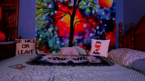 Khalipso online show from 12/18/24, 07:30