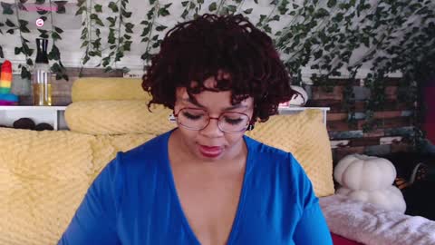 Khaya online show from 01/19/25, 04:14