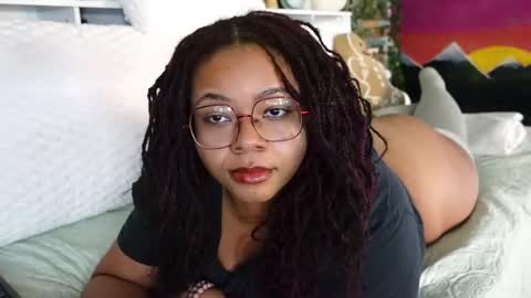 Khaya online show from 02/19/25, 01:50