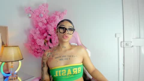 Khelany Isyy  online show from 12/04/24, 12:52