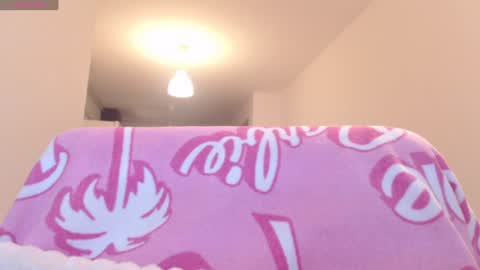 Snapshot of khloe_star chatting on 01/24/25, 03:55 Khloe online show from 01/24/25, 03:55