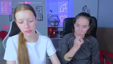 Snapshot of khloebeauty chatting on 10/13/25, 07:14 khloebeauty online show from 10/13/25, 07:14