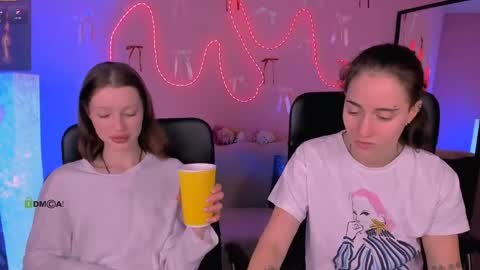 khloebeauty online show from 03/20/26, 08:14