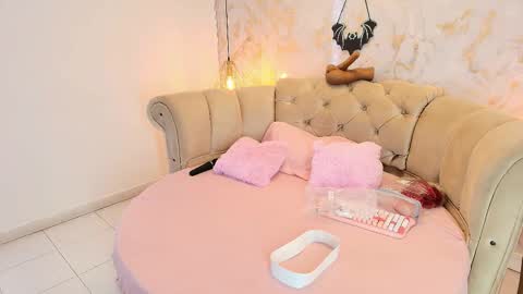 Khloe online show from 10/10/25, 05:28