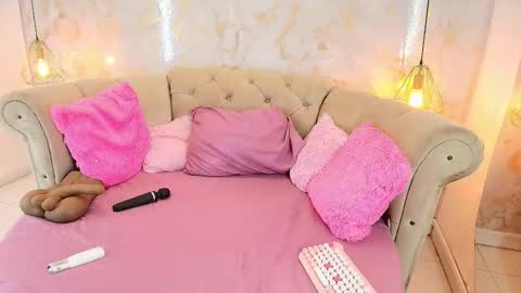 Khloe online show from 02/05/26, 05:34