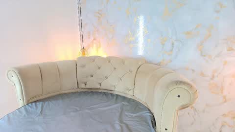 Khloe online show from 03/27/26, 09:42