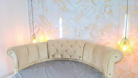 Khloe online show from 04/08/26, 05:07