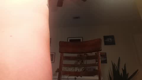 Khloe online show from 11/26/25, 12:33