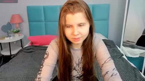 Ellie online show from 10/05/25, 03:05