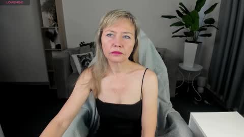 Ellie online show from 02/08/26, 11:13