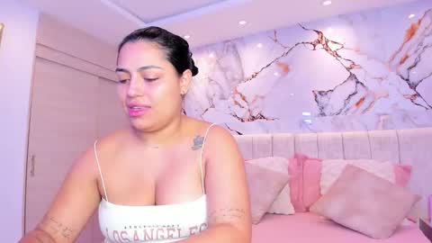    N         M online show from 12/01/25, 03:06