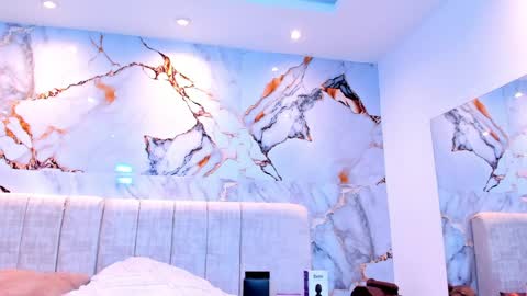    N         M online show from 04/03/26, 04:05