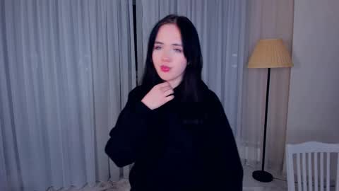 Lannie online show from 12/19/25, 04:58