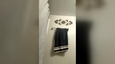 kiannaluv online show from 02/03/26, 03:50