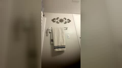 kiannaluv online show from 04/29/26, 01:26