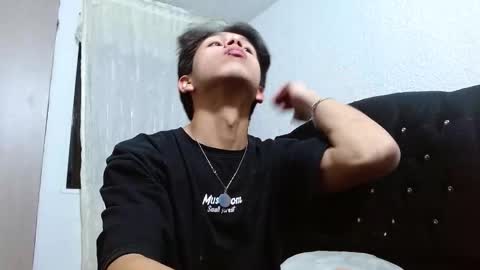 Adrian  Chlloe online show from 09/23/25, 03:09