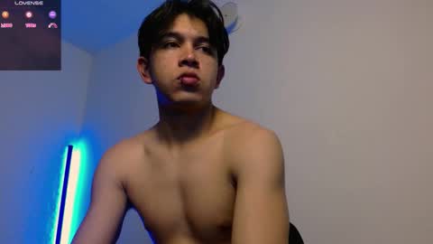 Adrian  Chlloe online show from 12/18/25, 10:05