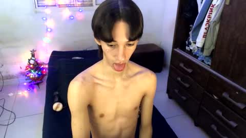 kiantwink online show from 12/31/24, 06:05