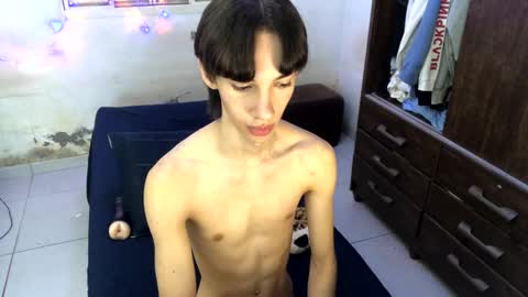 kiantwink online show from 01/06/25, 09:54