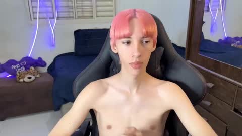 kiantwink online show from 09/14/25, 09:36