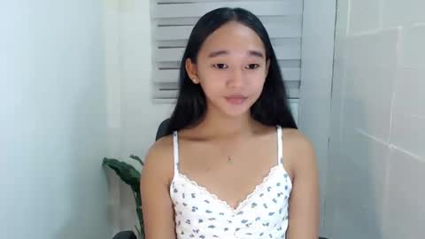 i love bella online show from 12/13/24, 02:10