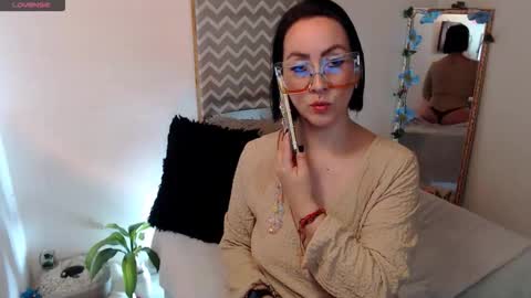 Kiara Bermont online show from 01/13/26, 04:34