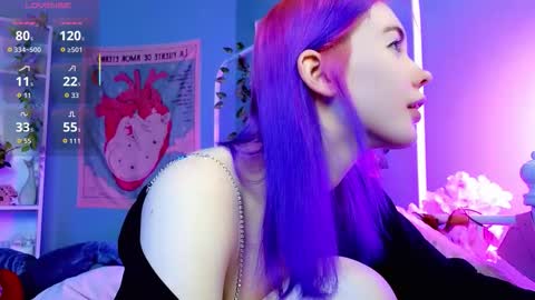 Kira online show from 10/21/25, 08:53