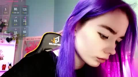 Kira online show from 11/17/25, 09:09