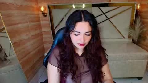 Snapshot of kiara_moon_r chatting on 07/15/26, 03:12 Kiara online show from 07/15/26, 03:12