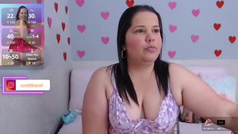 Snapshot of kiara_scottt chatting on 09/30/25, 08:30 Kiara online show from 09/30/25, 08:30