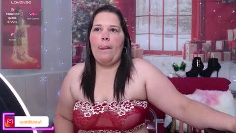Snapshot of kiara_scottt chatting on 12/20/25, 09:05 Kiara online show from 12/20/25, 09:05