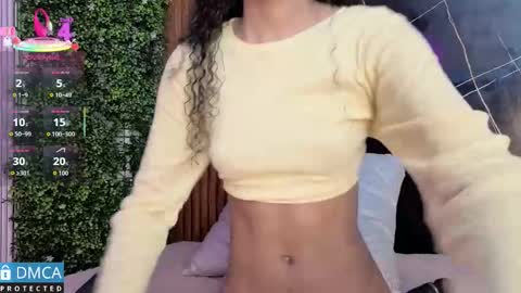 Kiara Zahiri online show from 10/09/25, 11:19