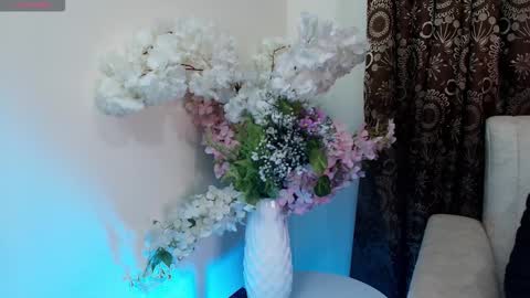 Valery online show from 12/18/25, 12:22