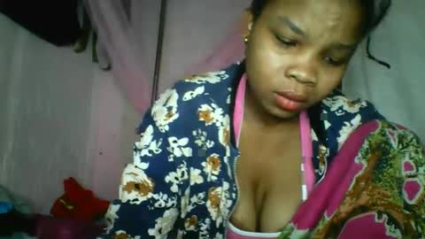 Snapshot of kiarah_69 chatting on 05/22/26, 08:32 kiarah 69 online show from 05/22/26, 08:32