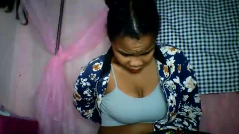 Snapshot of kiarah_69 chatting on 05/23/26, 03:27 kiarah 69 online show from 05/23/26, 03:27