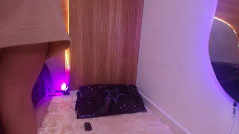 kiaralopez_ online show from 03/19/26, 03:10