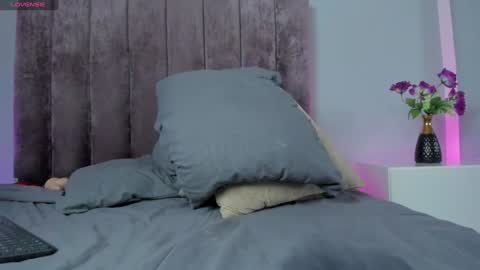 Sara Palacios online show from 01/11/25, 08:43