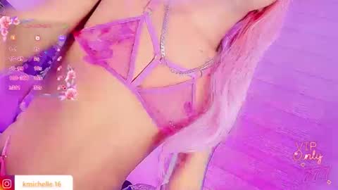 kiarasofiahot1 online show from 05/27/26, 10:23