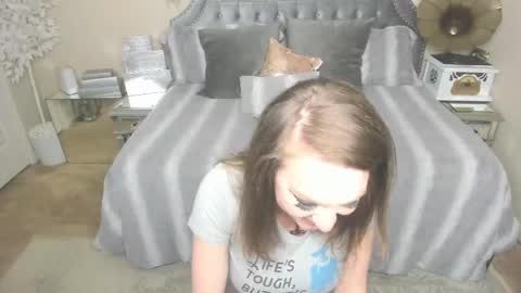 Kia Rose online show from 02/15/25, 12:37