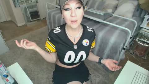 Kia Rose online show from 10/27/25, 12:36