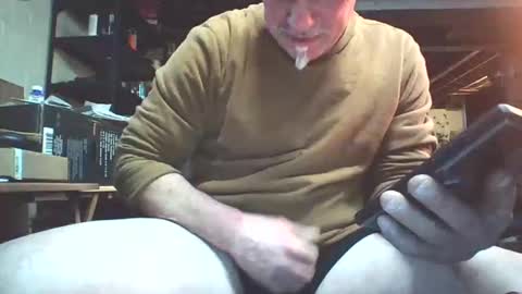 Snapshot of kick_1_down chatting on 01/22/25, 05:28 kick_1_down online show from 01/22/25, 05:28