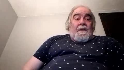 Snapshot of kickinme chatting on 10/30/25, 10:43 KICKINME online show from 10/30/25, 10:43