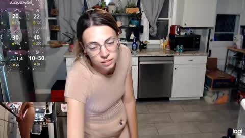 Kiersten online show from 09/10/25, 04:34