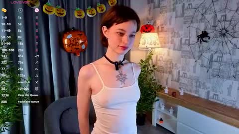 Vanessa online show from 11/04/25, 01:16